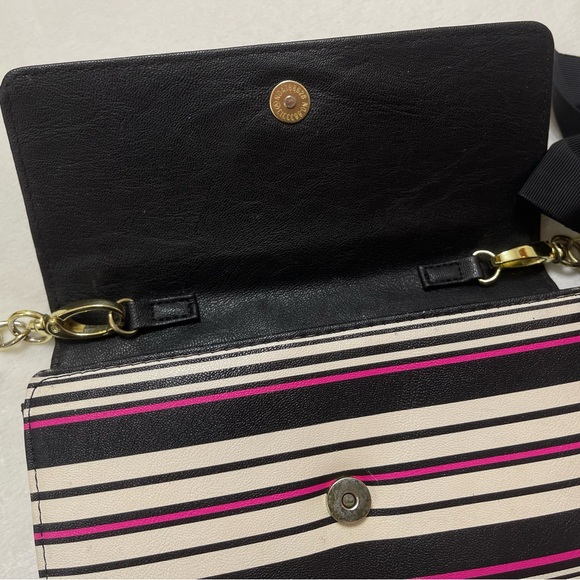 LUV Betsey Johnson Striped Pink Faux Leather & Chain Crossbody Wallet Bag - Picture 4 of 9